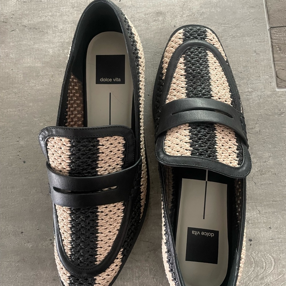 Dolce Vita Black and Cream Woven Loafers